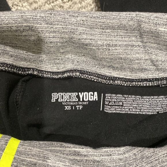 Pink yoga pants - Picture 3 of 3